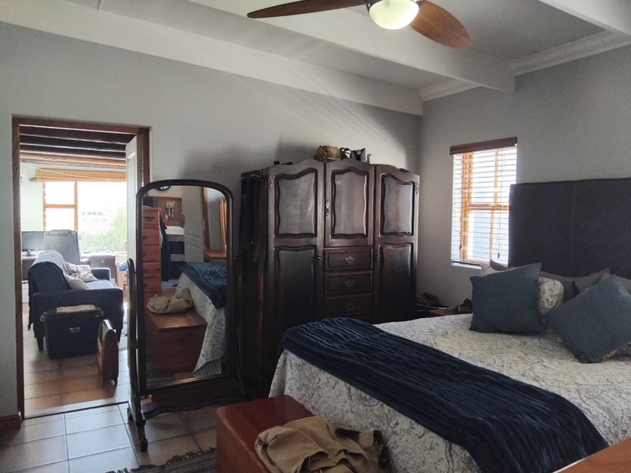 3 Bedroom Property for Sale in Jacobsbaai Western Cape